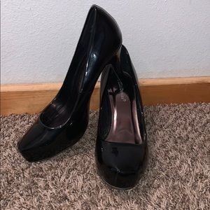 Pierre Dumas Black Heel